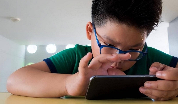 Cách hạ nhiệt yên xe máy khi trời nắng nóng như đổ lửa - Ảnh 6.