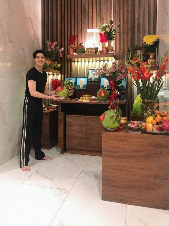 Hoàng tử Vbiz tuổi U40 sống độc thân trong biệt thự triệu đô ở TP.HCM: Nhà đẹp chuẩn "tổng tài", góc nào cũng sang tinh tế - Ảnh 11.