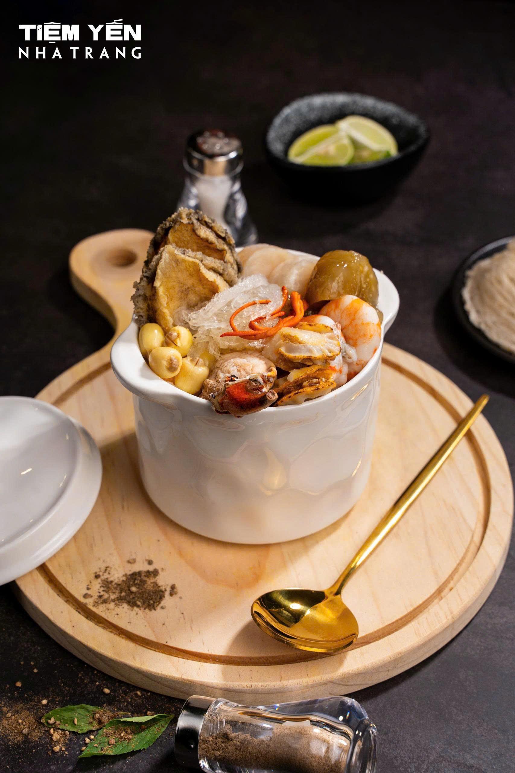 Từ món ăn xa lạ, Tiệm Yến Nha Trang biến yến sào Việt Nam thành đặc sản nên thử - Ảnh 2.