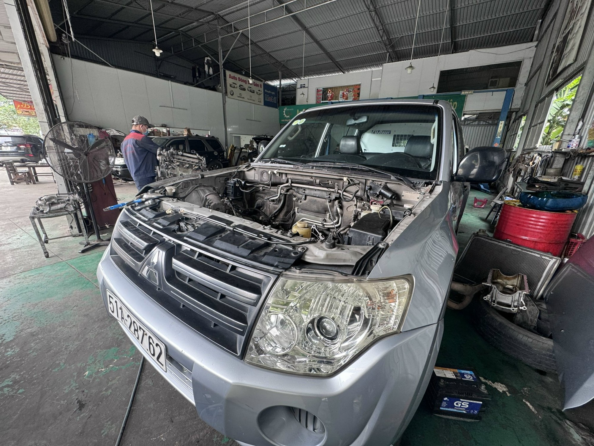 - Ảnh 3. Nhiều chủ xe vẫn còn băn khoăn về xăng E10 - Ảnh 2.