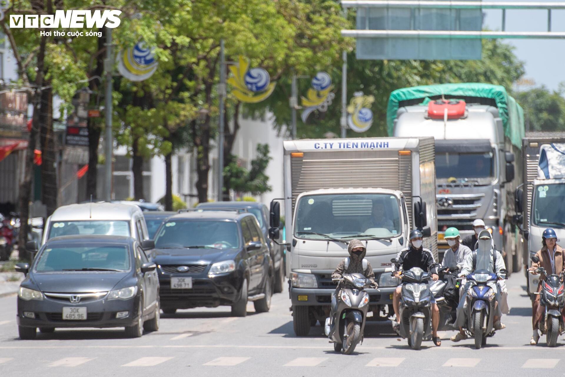 Nút giao phía Tây Hà Nội sắp xây cầu vượt hơn 821 tỷ đồng nhìn từ trên cao- Ảnh 9.