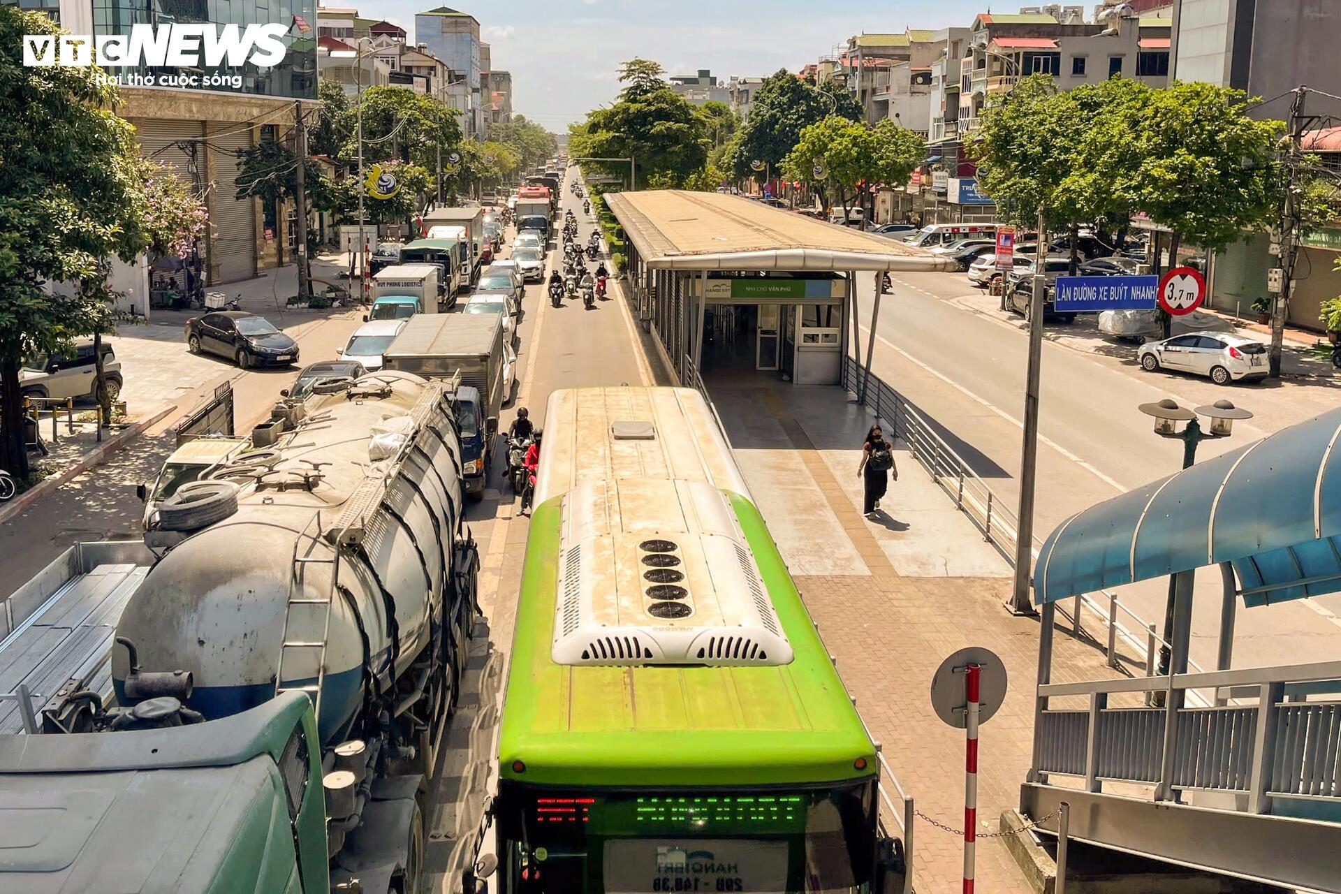 Nút giao phía Tây Hà Nội sắp xây cầu vượt hơn 821 tỷ đồng nhìn từ trên cao- Ảnh 8.