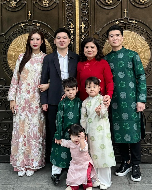 Mỹ nhân 26 tuổi lấy chồng chủ tịch: Giờ ở dinh thự trăm tỷ bề thế số 1 Hà thành - Ảnh 4.