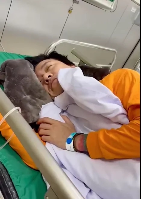 Tuấn Hưng có dấu hiệu tự kỷ, trầm cảm nhẹ - Ảnh 1.