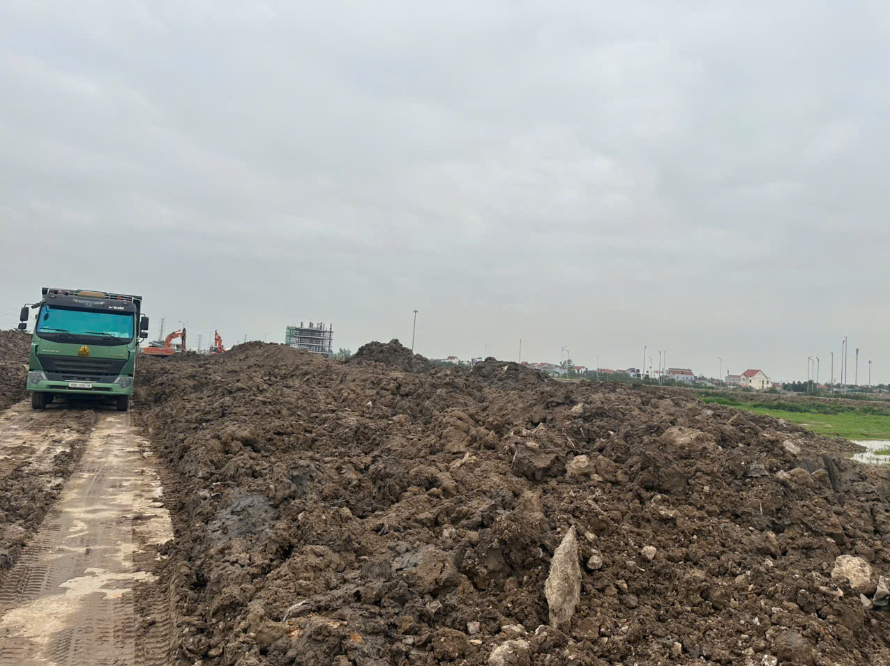 Ra quyết định khởi tố Giám đốc Nguyễn Văn Tuấn, sinh năm 1983 - Ảnh 2.
