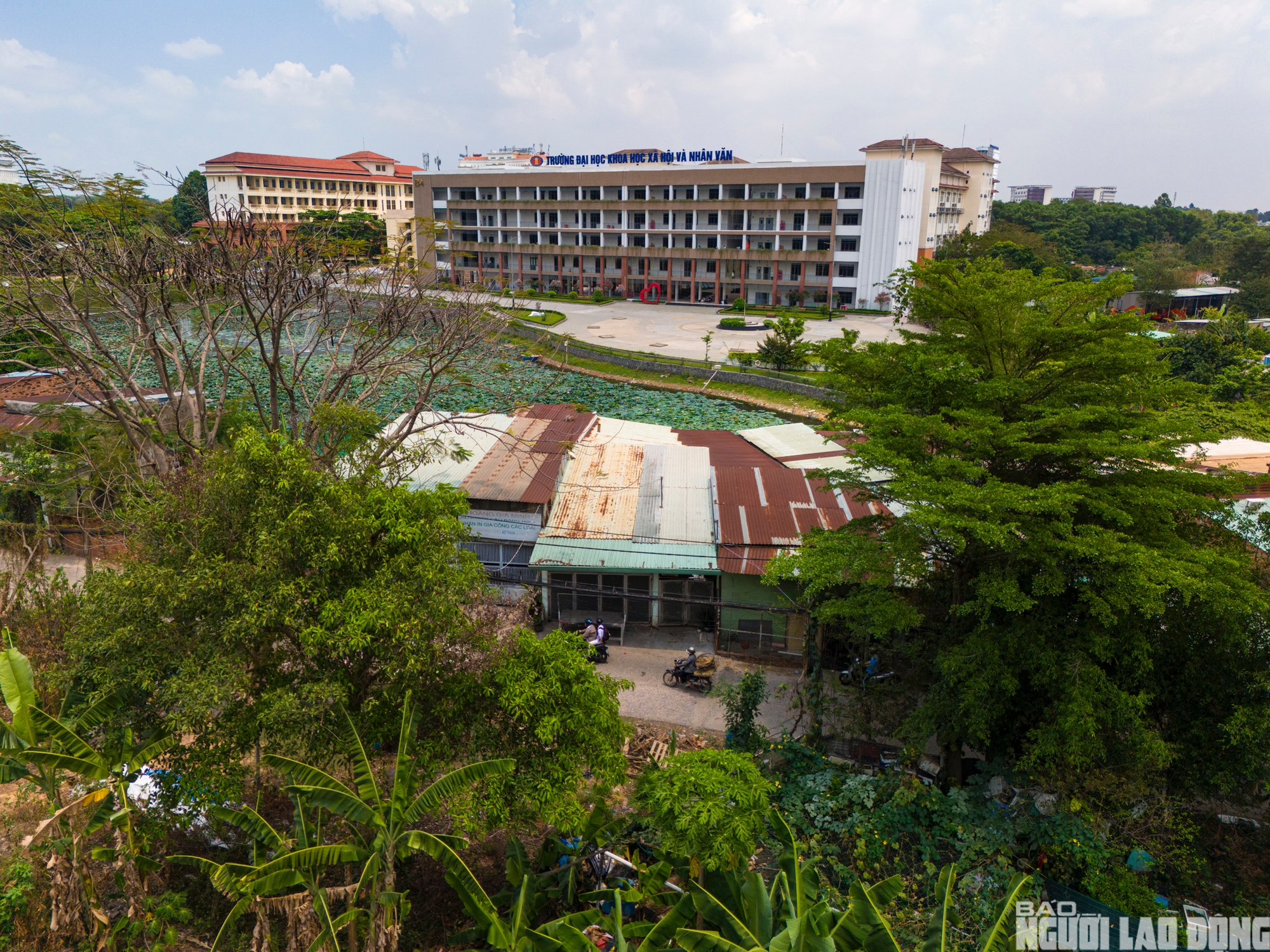 Toàn cảnh nút giao cửa ngõ Đại học Quốc gia TPHCM dang dở sau gần 20 năm- Ảnh 11. Toàn cảnh nút giao cửa ngõ Đại học Quốc gia TPHCM dang dở sau gần 20 năm- Ảnh 11.