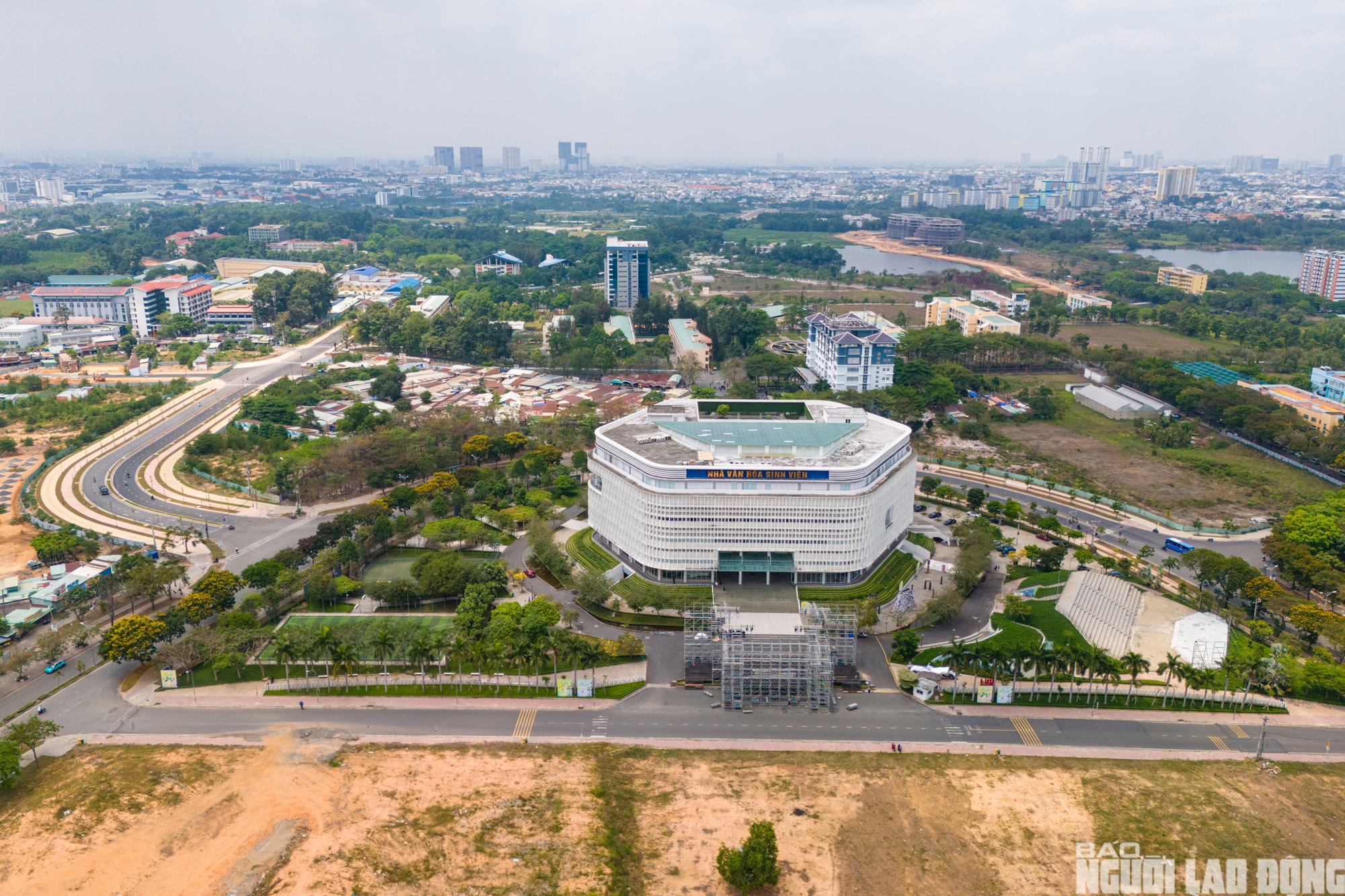 Toàn cảnh nút giao cửa ngõ Đại học Quốc gia TPHCM dang dở sau gần 20 năm- Ảnh 16. Toàn cảnh nút giao cửa ngõ Đại học Quốc gia TPHCM dang dở sau gần 20 năm- Ảnh 16.