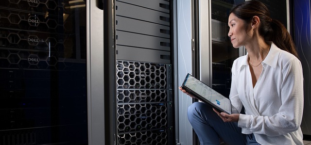 Dell tung loạt công nghệ mới cho trung tâm dữ liệu AI: Có cả server “1 máy thay 13 máy”, lưu trữ 5,8 petabyte trong thân máy 3U- Ảnh 2.