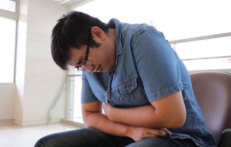 Người đàn ông 40 tuổi mắc ung thư gan vì thứ nước 