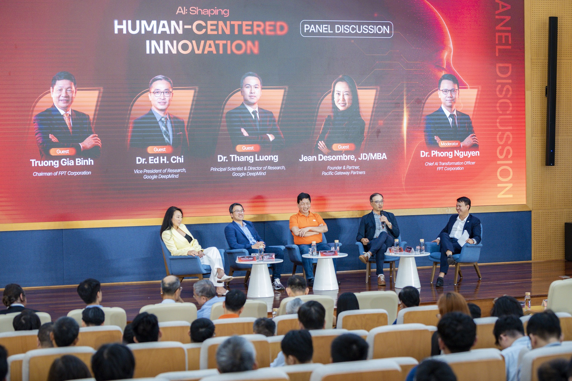 Chuyên gia Google DeepMind người Việt dự đoán: Một nghề mới cực "hot" được tạo ra trong kỷ nguyên AI- Ảnh 1.