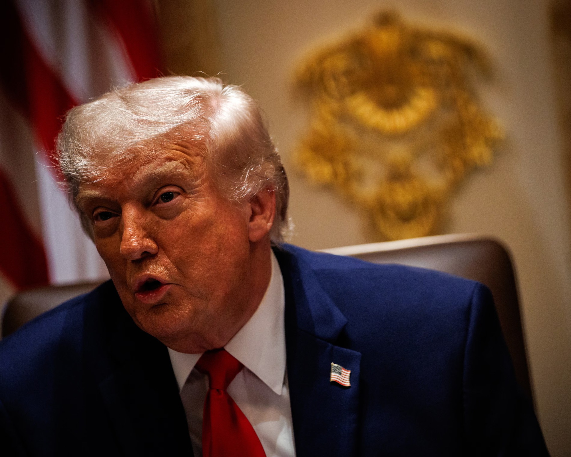 Tổng thống Donald Trump đe dọa quân sự chưa từng có nhằm vào Oman- Ảnh 1.