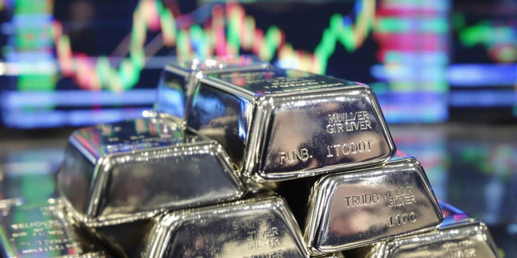 Ngân hàng Mỹ dự báo giá bạc có thể tăng lên 100 USD/ounce trong năm nay, nhưng cảnh báo một điều đáng lo- Ảnh 1.