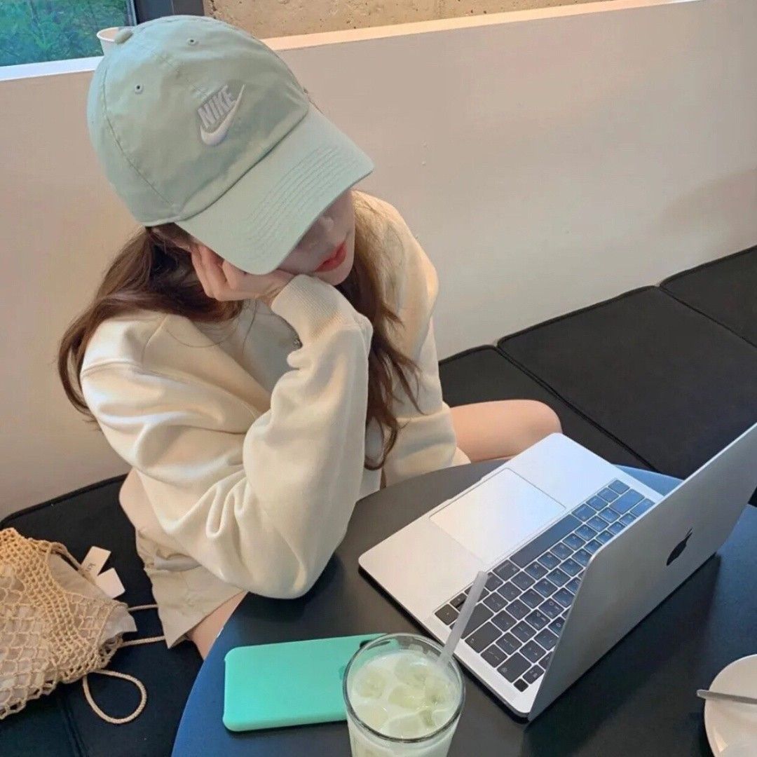 “Ngày làm việc vô tận”: Hàng trăm email và cuộc họp phát sinh, 21h rời văn phòng và không còn sau đó nữa- Ảnh 3.