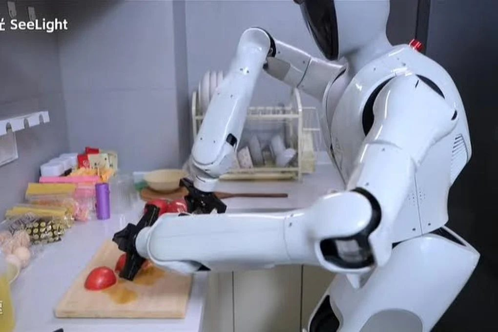 Chỉ cần nhìn robot Trung Quốc 