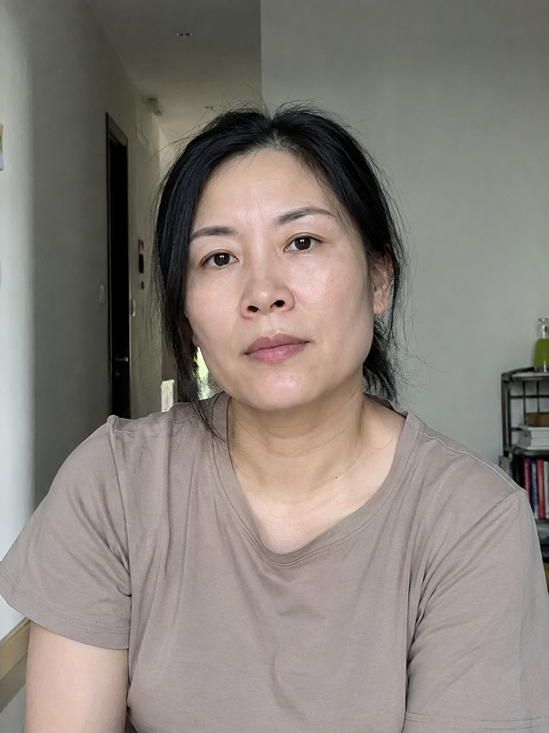 Sau 5 năm làm nội trợ toàn thời gian, tôi nhận ra điều khiến phụ nữ kiệt sức nhất không phải việc nhà - mà là áp lực tài chính khi không có thu nhập riêng- Ảnh 1.