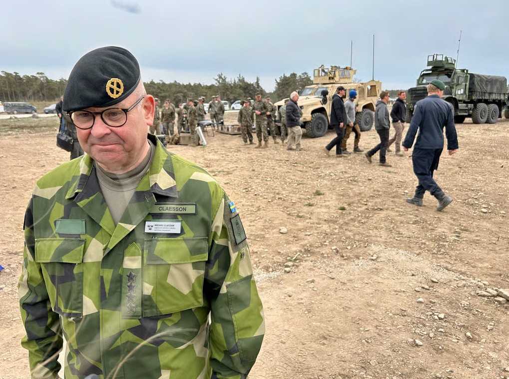 NATO củng cố 'tàu sân bay không thể chìm' chỉ cách lãnh thổ Nga 300 km: Chuyện gì đang xảy ra?- Ảnh 1.