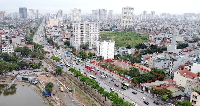 Hà Nội chấp thuận chuyển đổi 3.647 m2 đất đường Giải Phóng: Sắp có thêm 340 căn hộ bung ra thị trường- Ảnh 1.