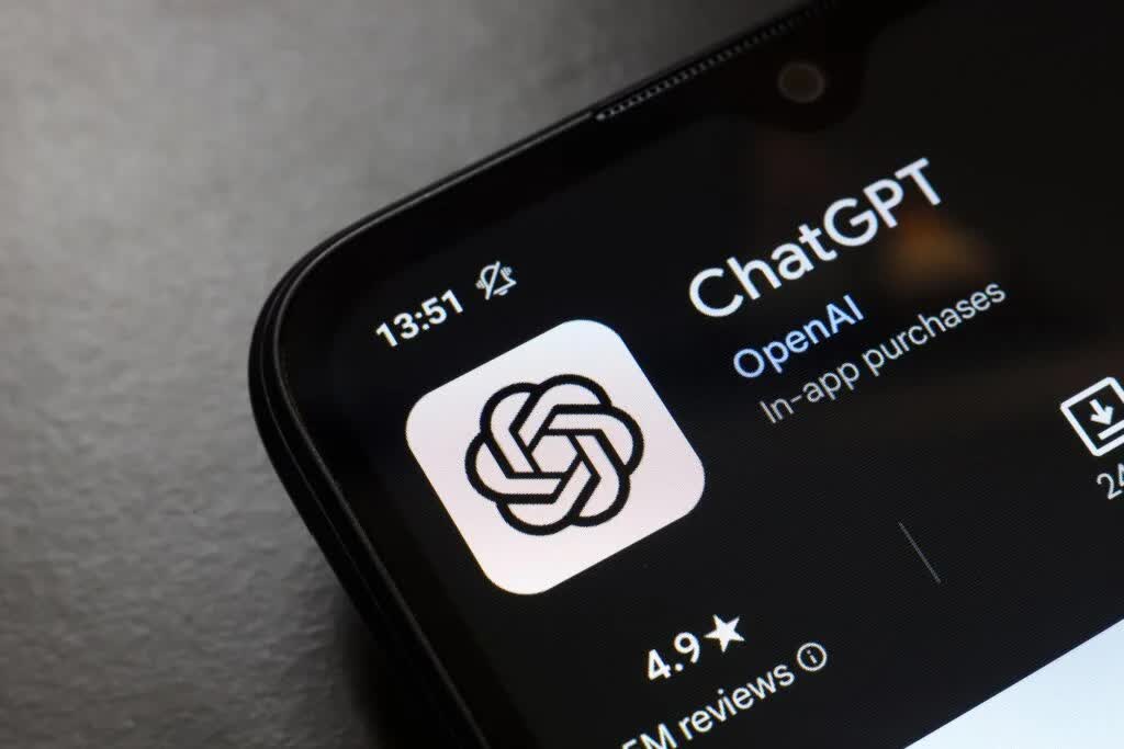 Độc lạ OpenAI: Đổ hàng tỷ USD luyện siêu trí tuệ, giờ các kỹ sư phải thức trắng đêm để... "đuổi yêu tinh" ra khỏi ChatGPT.- Ảnh 2.
