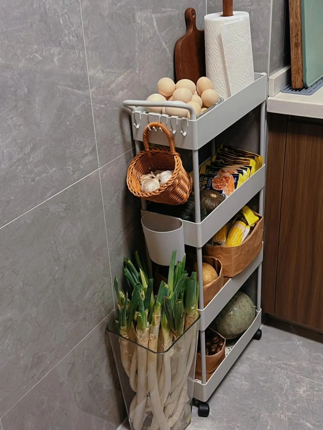 Không cần sửa bếp: 8 thói quen nhỏ giúp căn bếp luôn sạch và tiết kiệm thời gian - Ảnh 6.