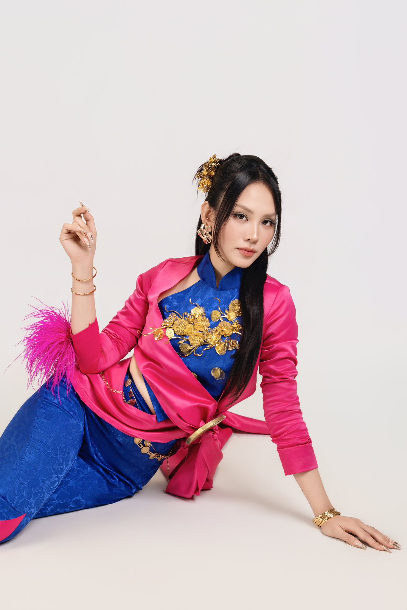 Nữ chính đẹp nhất cuộc chiến phim lễ 30/4: Nhan sắc trong trẻo tựa sương mai, đôi mắt lấp lánh như hạt ngọc- Ảnh 3.
