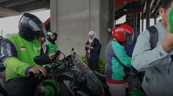Quốc gia ĐNÁ 'tuyên chiến' với Grab, GoTo: Siết mức chiết khấu chỉ còn 8%, công ty từ chối tuân thủ sẽ bị khai tử khỏi đất nước- Ảnh 1.