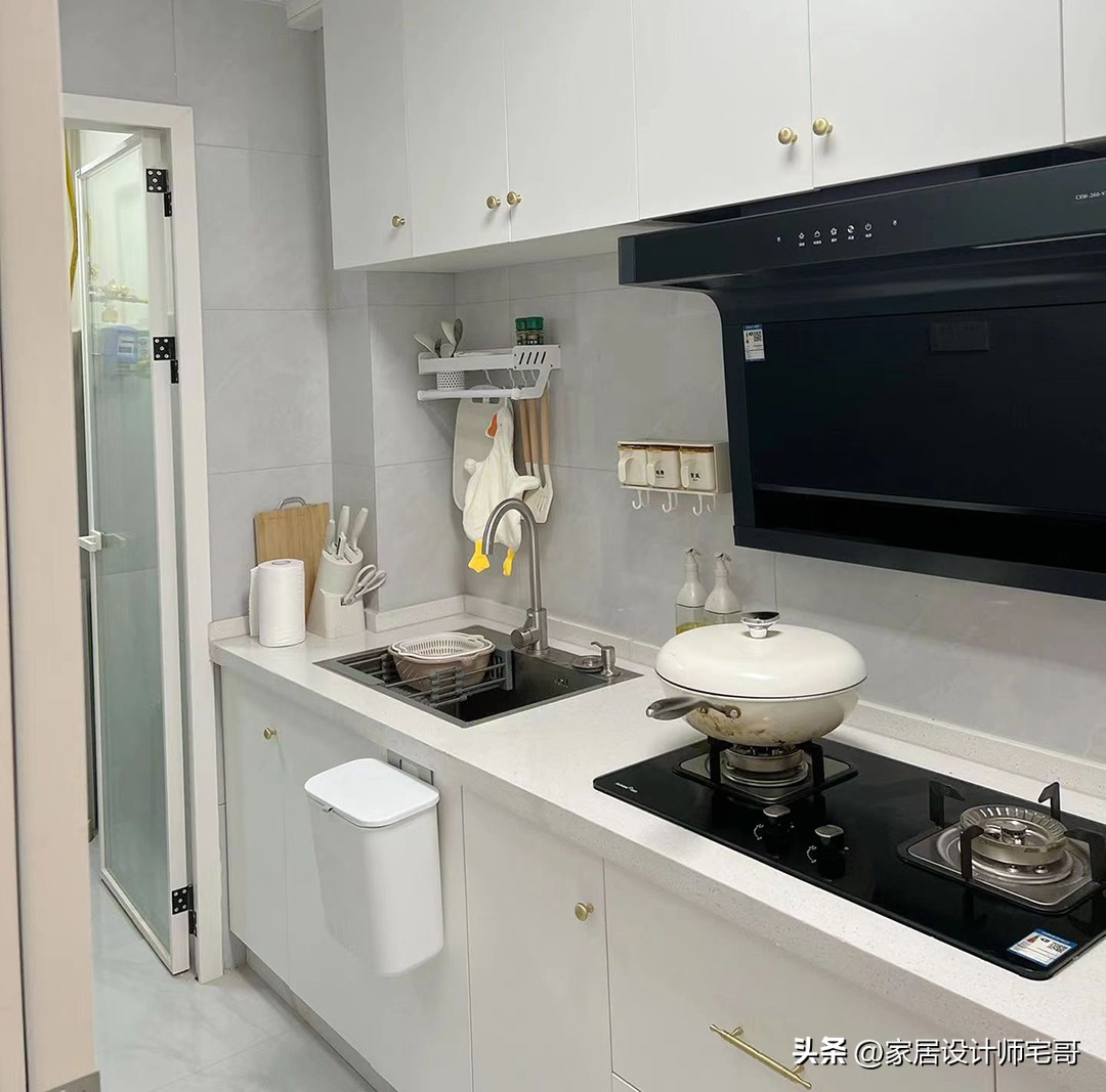 Căn hộ 37m² của cô gái độc thân khiến 300.000 người thích: Nhỏ nhưng tinh tế đến từng góc- Ảnh 9.