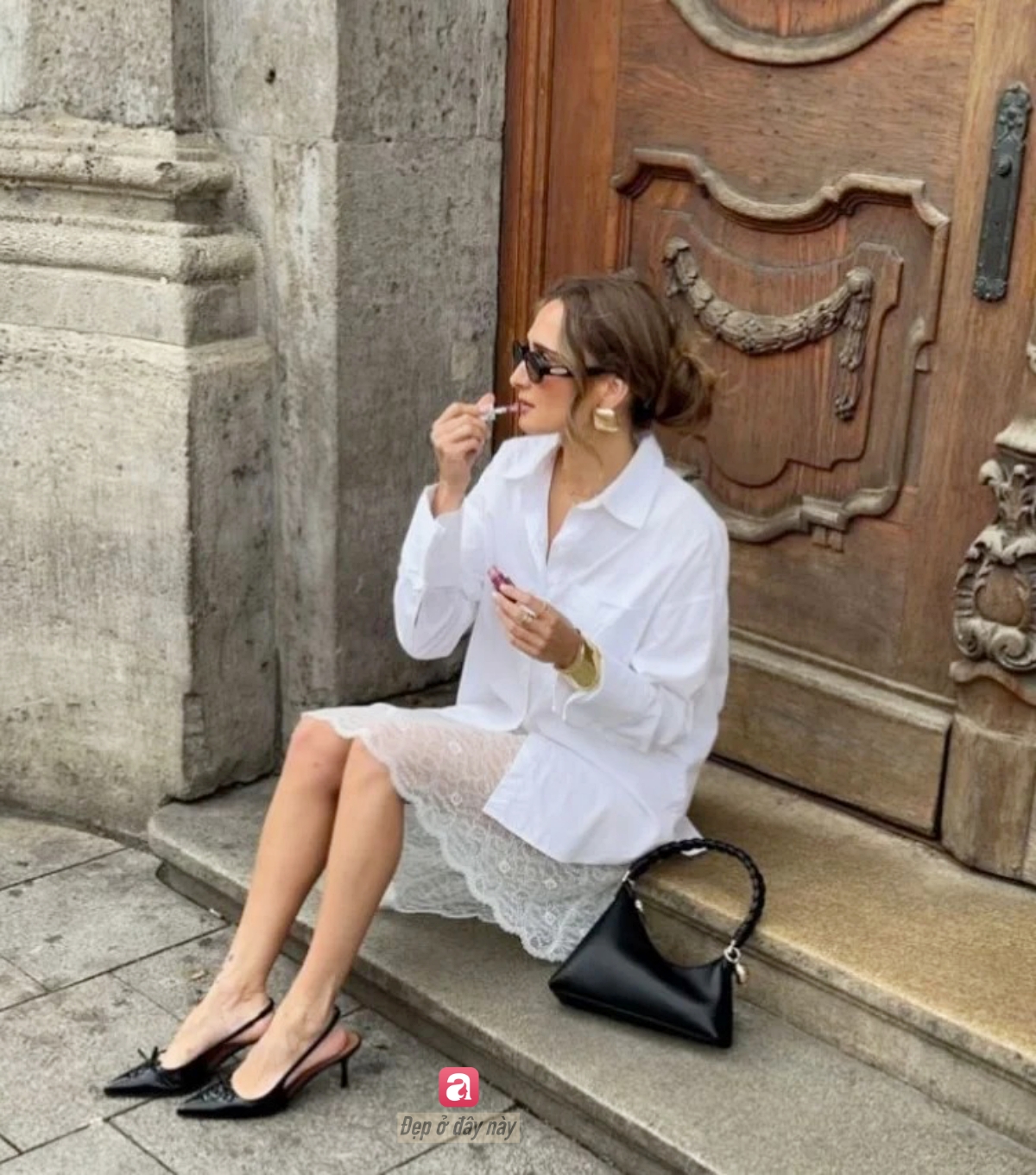 Quiet luxury bắt đầu từ đâu? Câu trả lời là một chiếc sơ mi trắng- Ảnh 2.