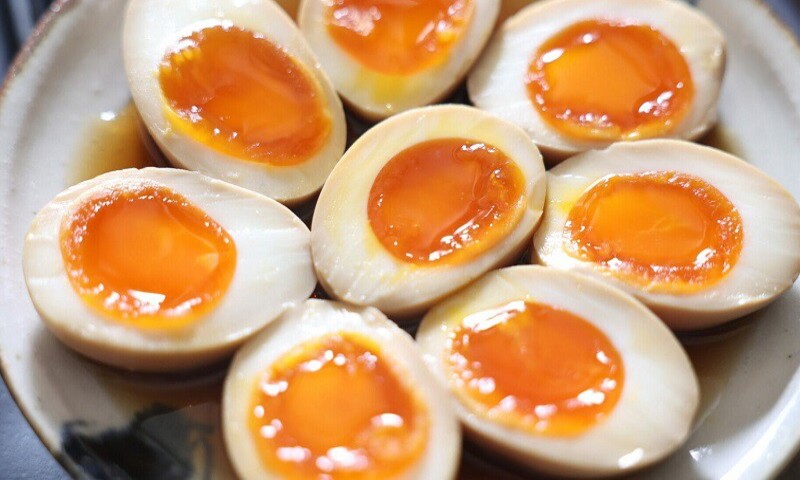 Người đàn ông 35 tuổi ăn 50 quả trứng lòng đào trong nửa tháng để kiểm soát cân nặng: Bác sĩ cảnh báo!- Ảnh 1.