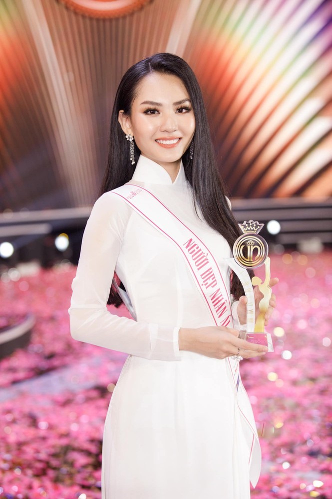 Nữ chính đẹp nhất cuộc chiến phim lễ 30/4: Nhan sắc trong trẻo tựa sương mai, đôi mắt lấp lánh như hạt ngọc- Ảnh 5.