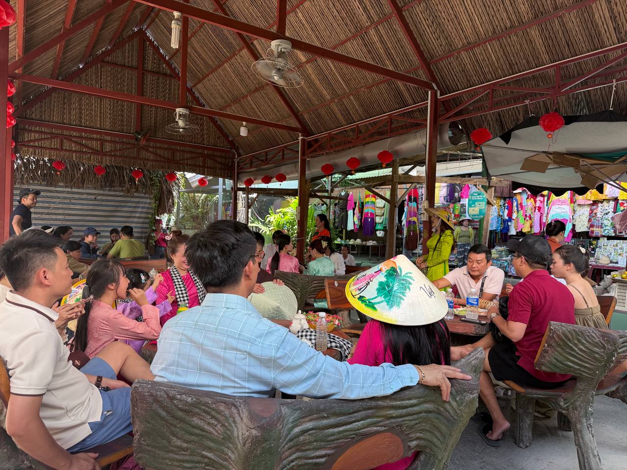 Tour miền Tây đắt khách dịp 30/4-1/5: Hàng trăm du thuyền tại Mỹ Tho- Vĩnh Long hoạt động hết công suất- Ảnh 7.
