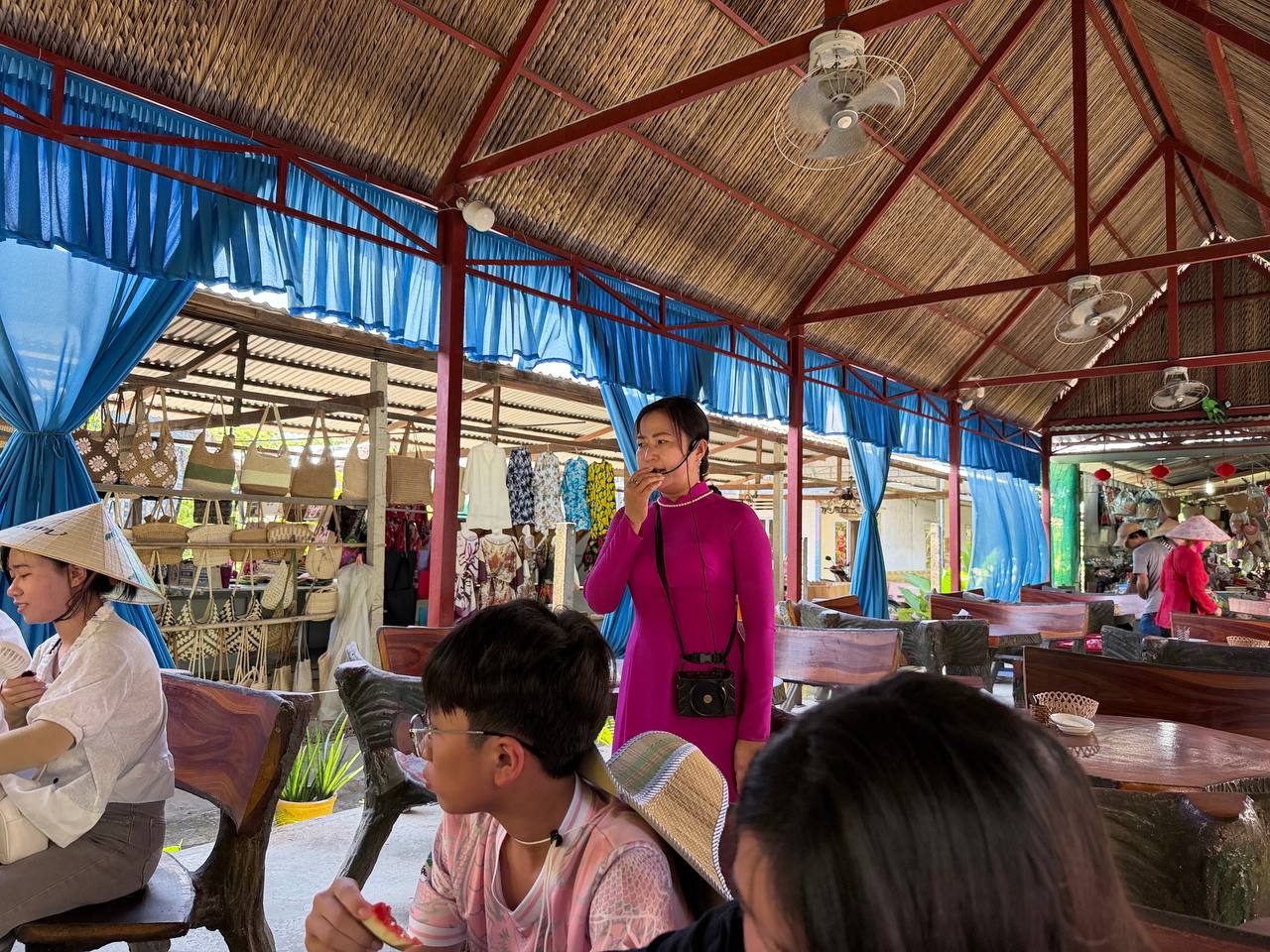 Tour miền Tây đắt khách dịp 30/4-1/5: Hàng trăm du thuyền tại Mỹ Tho- Vĩnh Long hoạt động hết công suất- Ảnh 8.