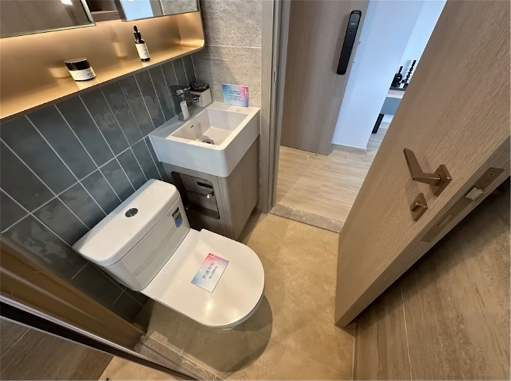 Cô gái trẻ khoe căn hộ 20m² nhỏ hơn 2 chỗ đậu xe nhưng vẫn đủ phòng khách, bếp, phòng ngủ và cả ban công khiến nhiều người bất ngờ- Ảnh 13.