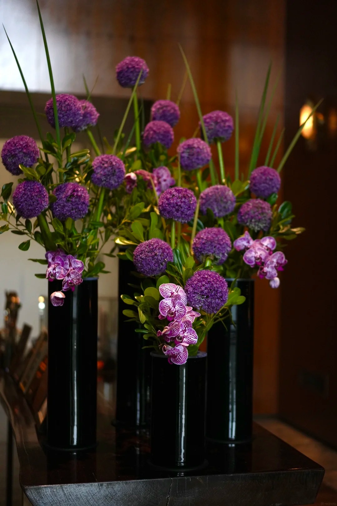 Mê mẩn với hoa Allium: Kẹo mút tím khổng lồ trong nghệ thuật cắm hoa 2026 - Ảnh 6.