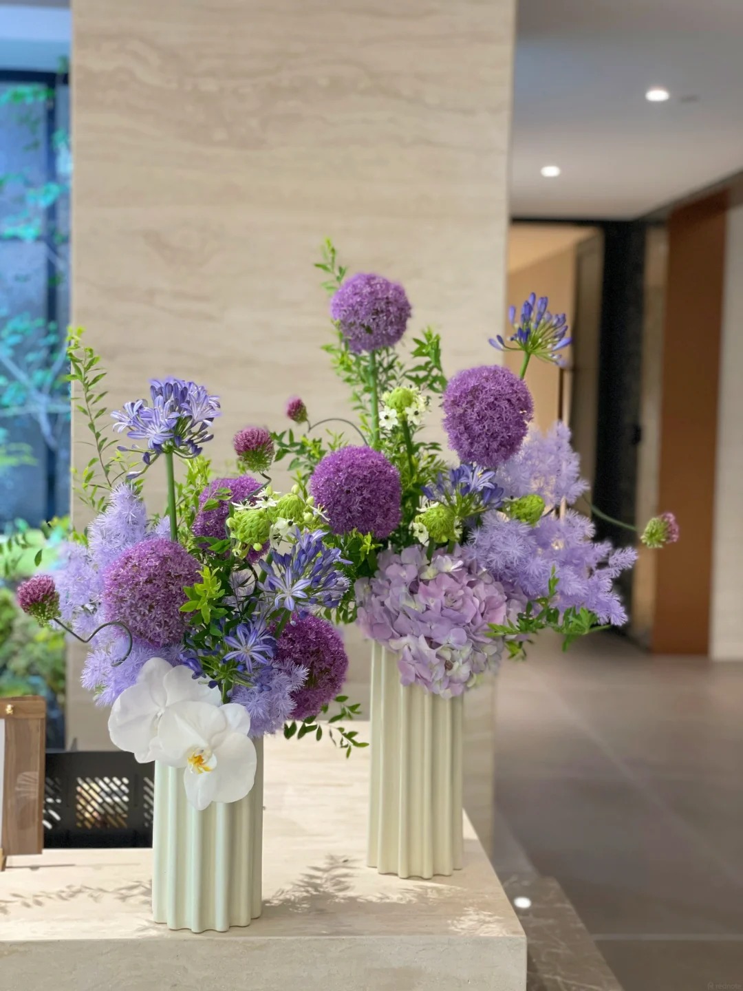 Mê mẩn với hoa Allium: Kẹo mút tím khổng lồ trong nghệ thuật cắm hoa 2026 - Ảnh 7.