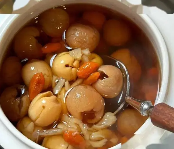 4 cách vàng để ăn vải thiều mà không gây nóng trong người lại trừ thấp hàn, bổ dưỡng toàn thân, đẹp da- Ảnh 5.