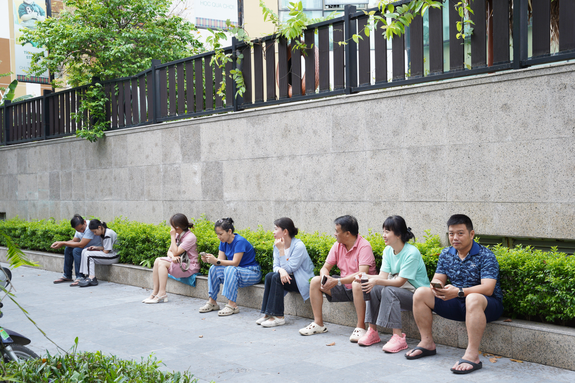 Thi vào lớp 10 Hà Nội buổi đầu tiên: Bắt đầu thời gian làm bài môn Văn, chủ đề nào sẽ được "gọi tên"?- Ảnh 3.