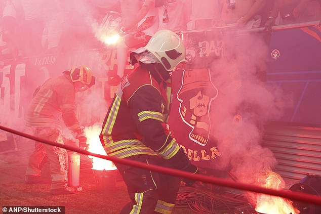 Bạo loạn bùng phát tại Paris khi diễn ra trận chung kết Champions League, đường phố hoàn toàn hỗn loạn- Ảnh 5.