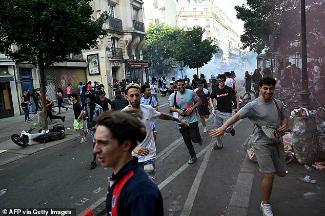 Bạo loạn bùng phát tại Paris khi diễn ra trận chung kết Champions League, đường phố hoàn toàn hỗn loạn- Ảnh 7.