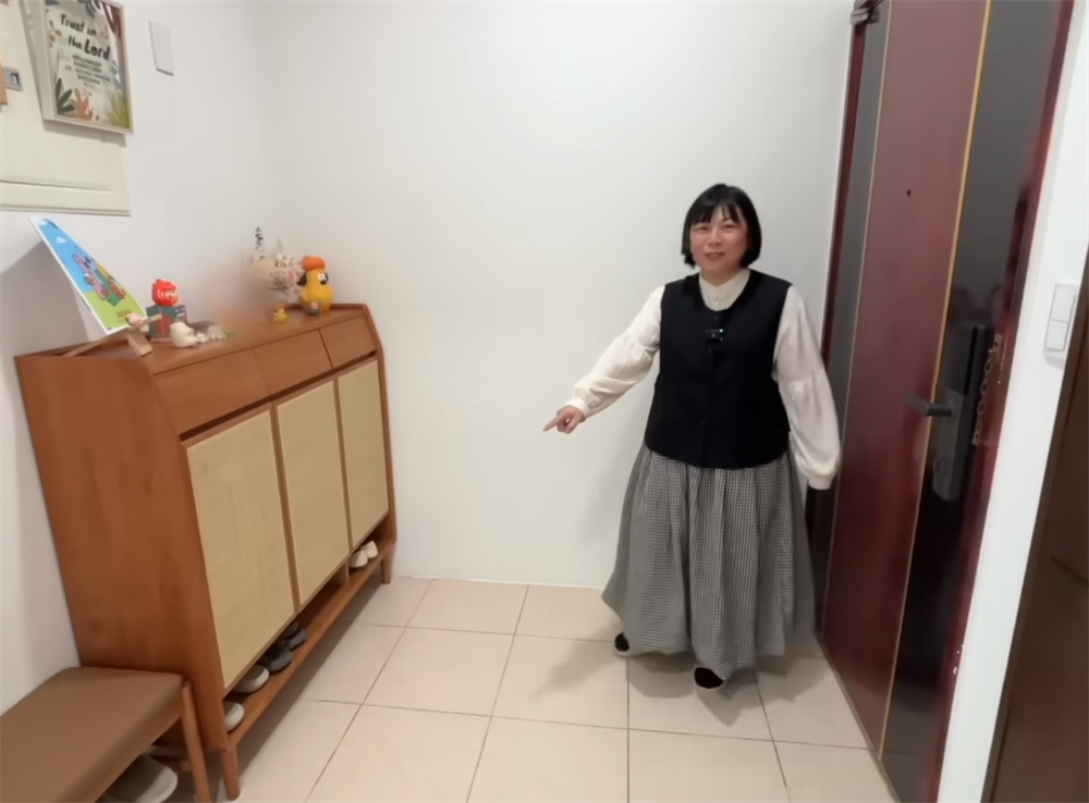 “Không cần làm việc nhà” nhưng nhà vẫn sạch bong sau 7 năm: Bí quyết của bà nội trợ 39 tuổi khiến nhiều người muốn học theo- Ảnh 2.