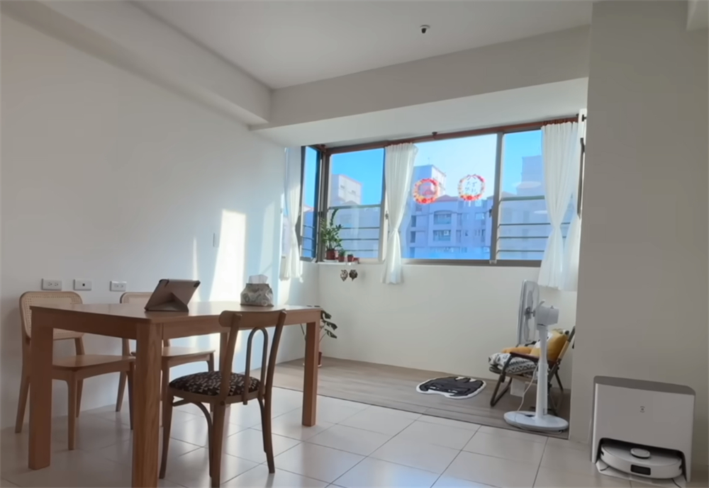 “Không cần làm việc nhà” nhưng nhà vẫn sạch bong sau 7 năm: Bí quyết của bà nội trợ 39 tuổi khiến nhiều người muốn học theo- Ảnh 4.