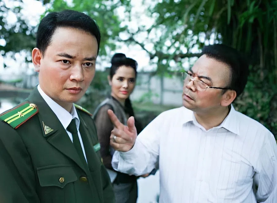 Nam diễn viên phim giờ vàng giải nghệ vì bệnh tật: Được vợ 4 kém 12 tuổi yêu thương, chăm sóc- Ảnh 2.