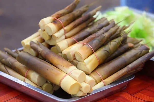 Bác sĩ cảnh báo: 4 thực phẩm tưởng lành mạnh nhưng ăn sai cách hoá "thuốc độc"- Ảnh 3.