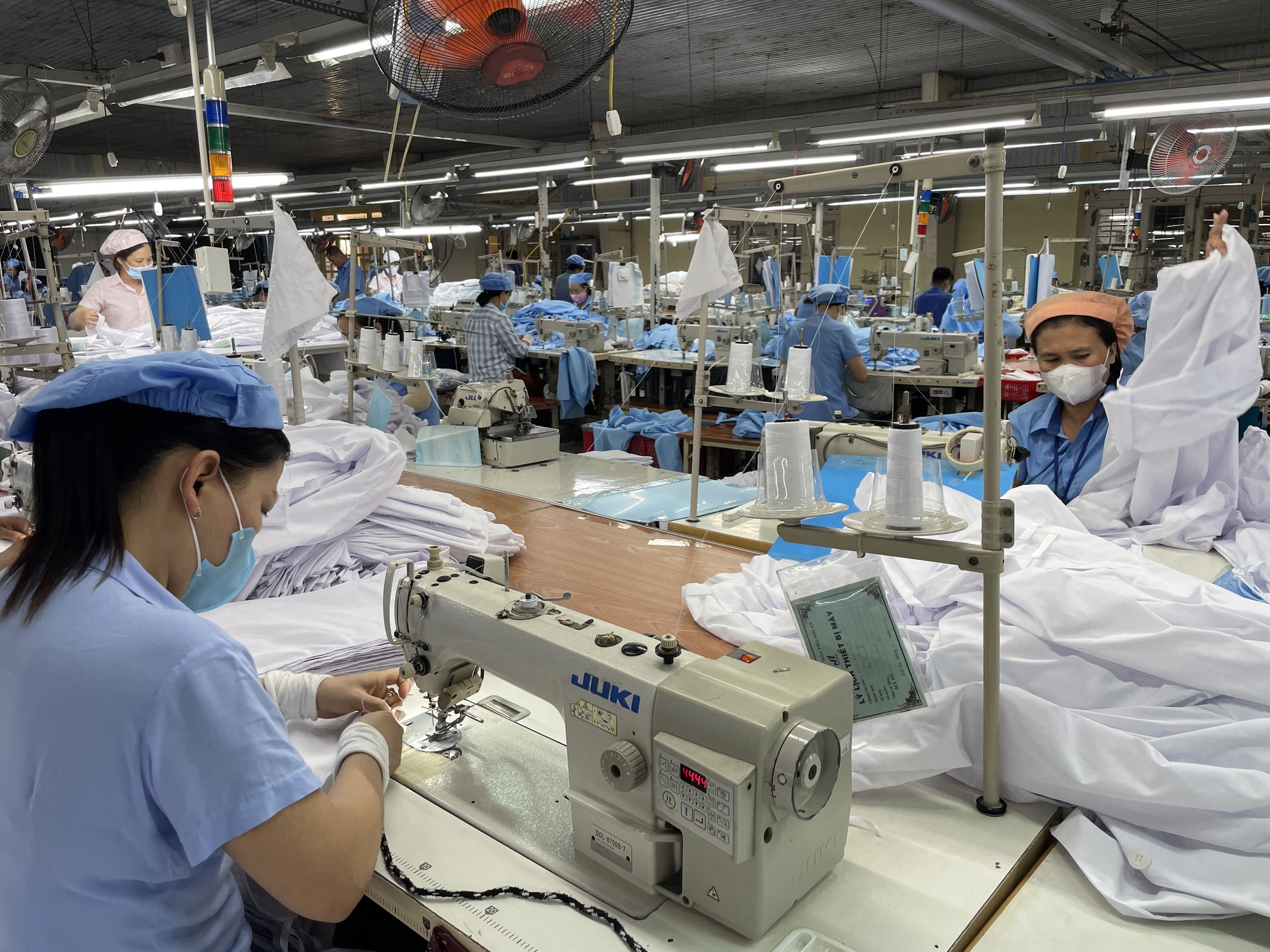 Gián đoạn BHXH tự nguyện, có được đóng bù để hưởng lương hưu? - Ảnh 1.