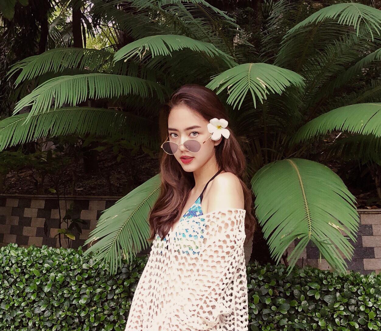 Nữ tiếp viên hàng múa trên máy bay gây sốt 7 năm trước: Đã nghỉ việc, lăn xả từ sân pickleball đến yoga- Ảnh 1.