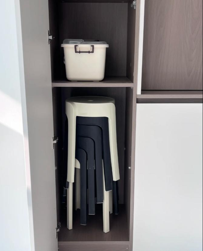 Cùng chi gần 70 triệu đồng làm tủ như hàng xóm, tôi chỉ biết thở dài khi chuyển vào ở: Khác biệt nằm ở 5 chi tiết nhỏ nhiều người bỏ qua - Ảnh 3.