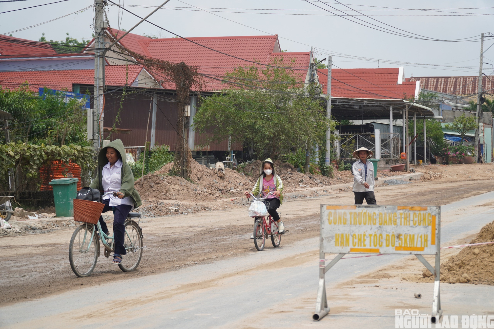 Đường tỉnh 789 TPHCM - Tây Ninh thi công gấp rút , người dân lo ngại bụi bặm - Ảnh 18.