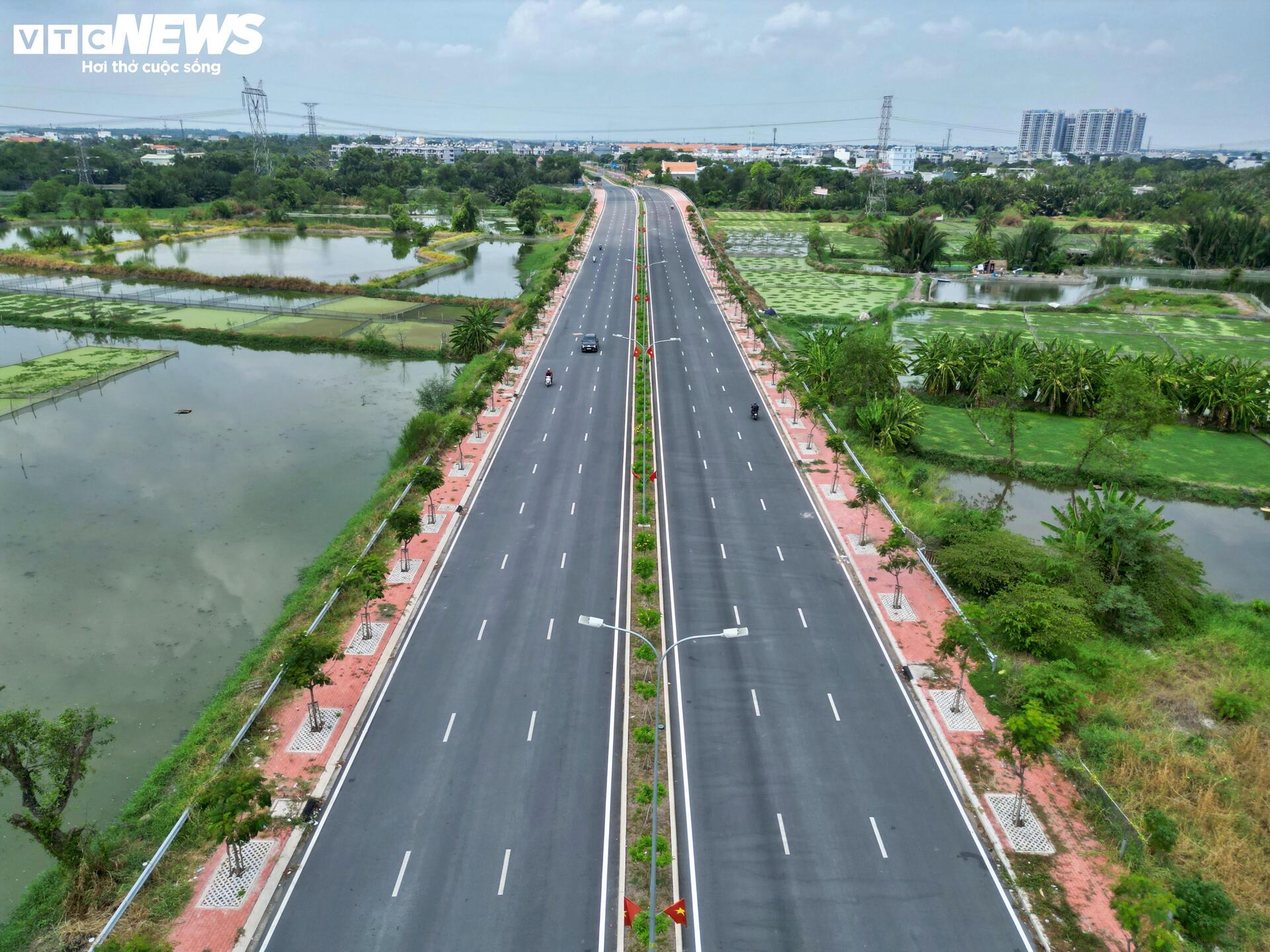 Hiện trạng đường nghìn tỷ nối TP.HCM - Tây Ninh sau hơn 3 năm thi công- Ảnh 15.