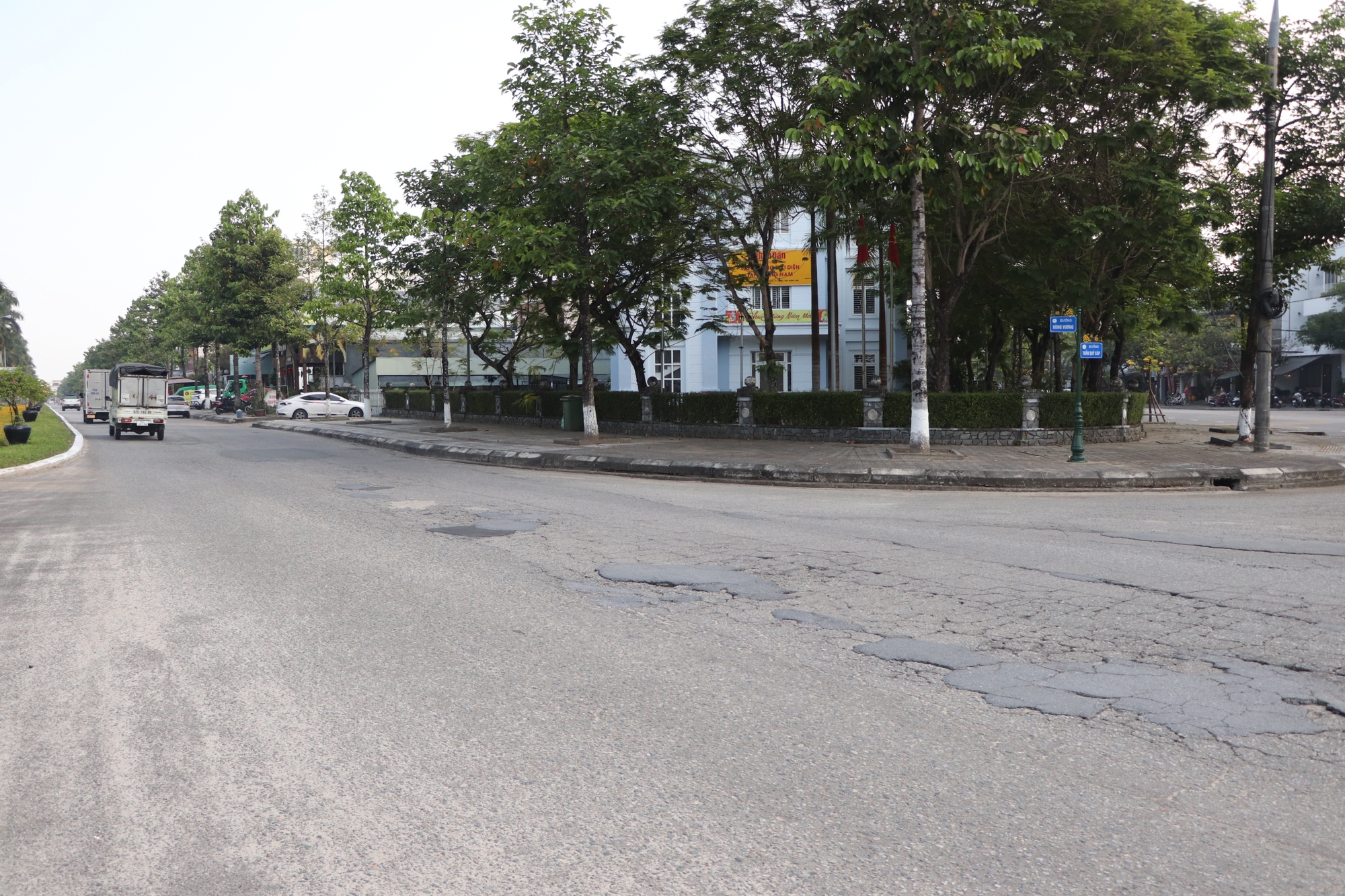 Chuẩn bị điều kiện thi công đường hơn 400 tỉ ở phía Nam Đà Nẵng - Ảnh 3.