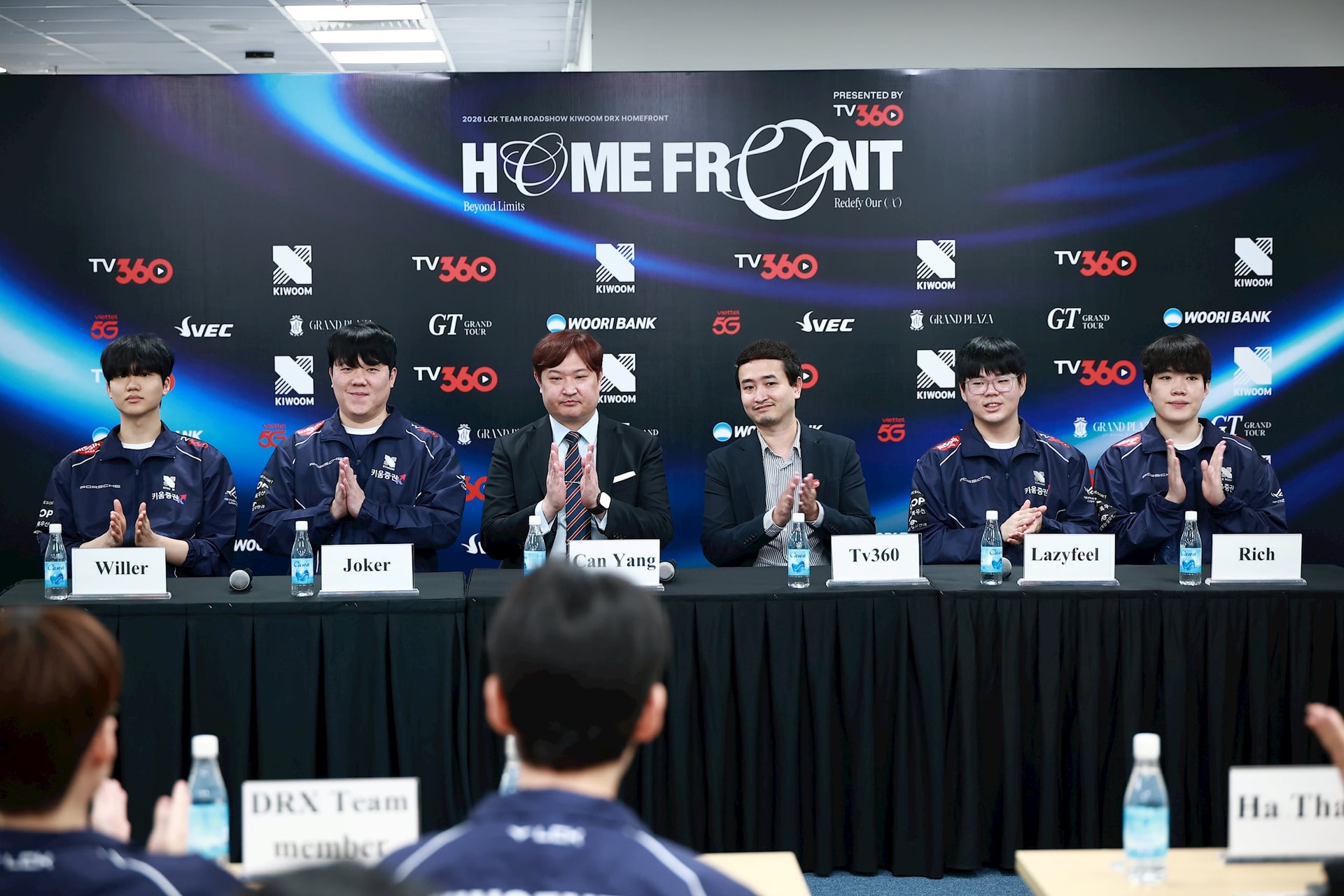 Hàng loạt ông lớn Esports Hàn Quốc đổ bộ Hà Nội, làm một việc khiến fan Liên Minh Huyền Thoại 'đứng ngồi không yên'- Ảnh 1.