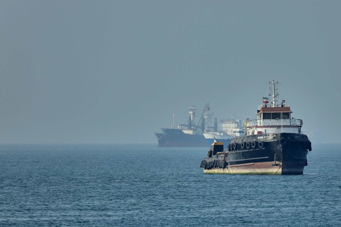 Iran dọa tấn công căn cứ quân sự châu Âu - Ảnh 1.